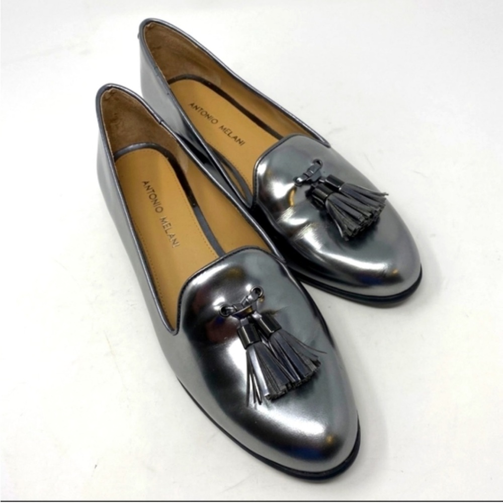 Antonio Melani Women’s Silver Leather Tassel Trim Loafers 7 M Shoes Slip On